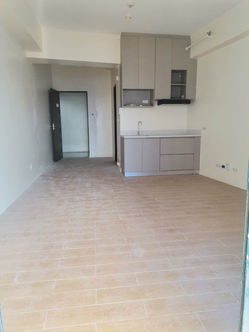 R Square Residences, Newly built condominium located at Taft Ave. Cor