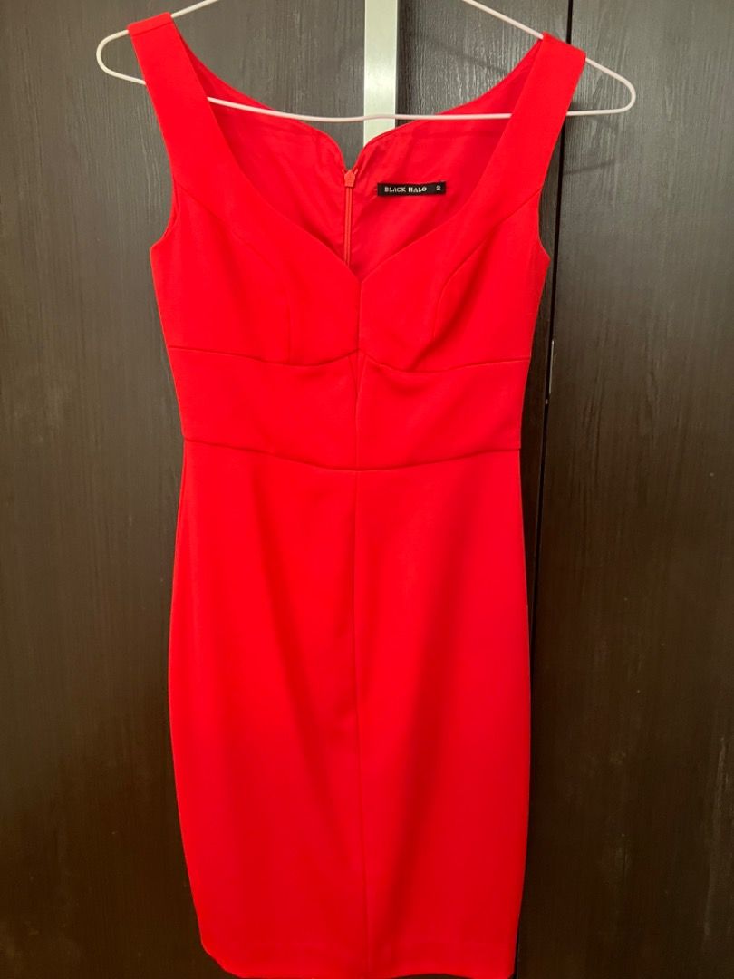Black halo red dress discount