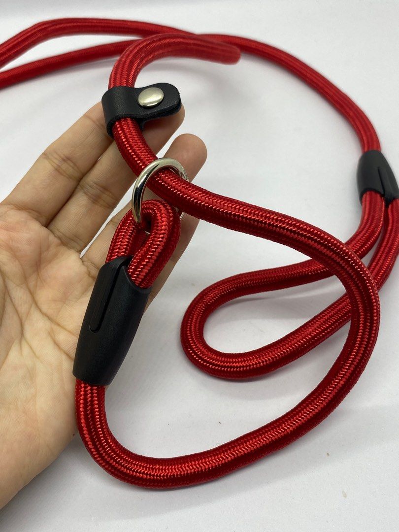 Red LARGE High Quality Pet Dog Leash Rope Nylon Adjustable Training Lead  Dog Strap Rope Traction Dog, Pet Supplies, Homes & Other Pet Accessories on  Carousell