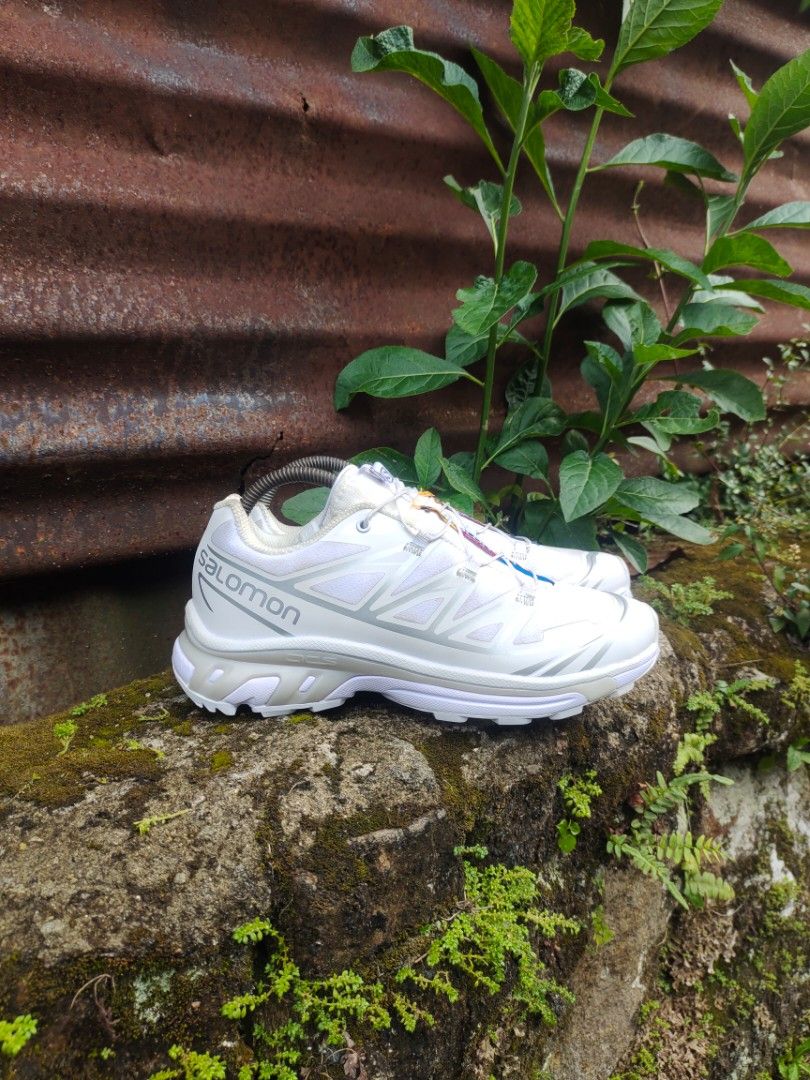 Salomon XT-6 White Lunar, Fesyen Pria, Sepatu , Lainnya di Carousell