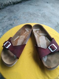 Sandal wanita hush puppies