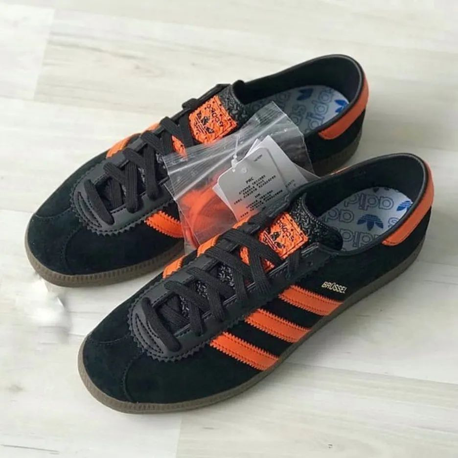 Adidas brussels black orange hot sale