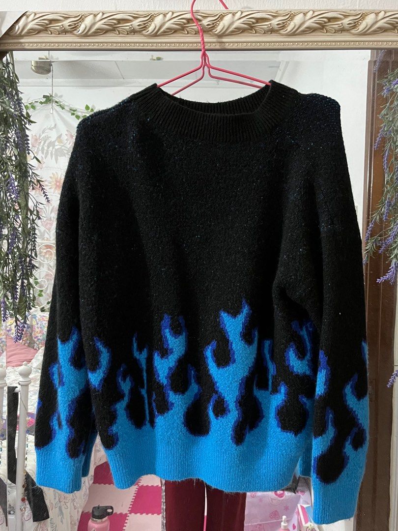 Black and blue outlet fire sweater