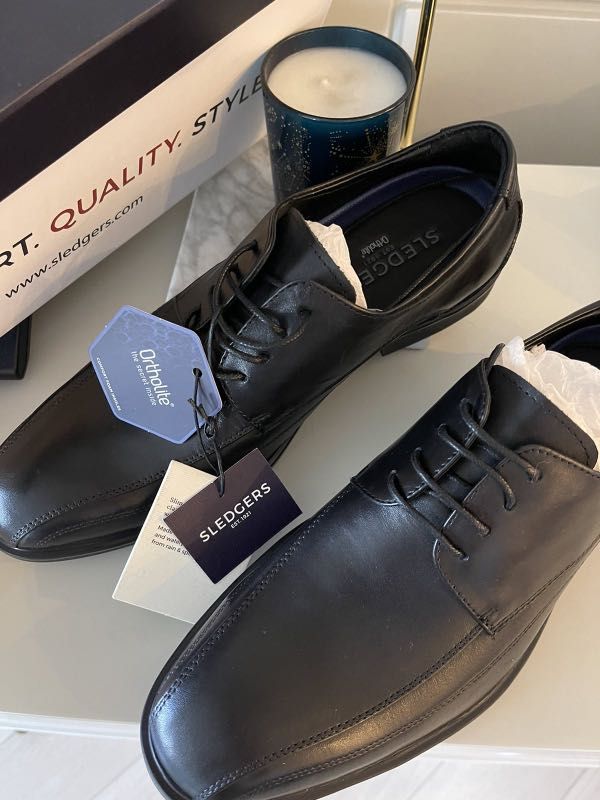 Sledgers US 5 shoes brand new on Carousell
