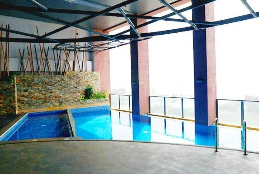 Studio type condo unit for rent in Eton Baypark Manila, Property