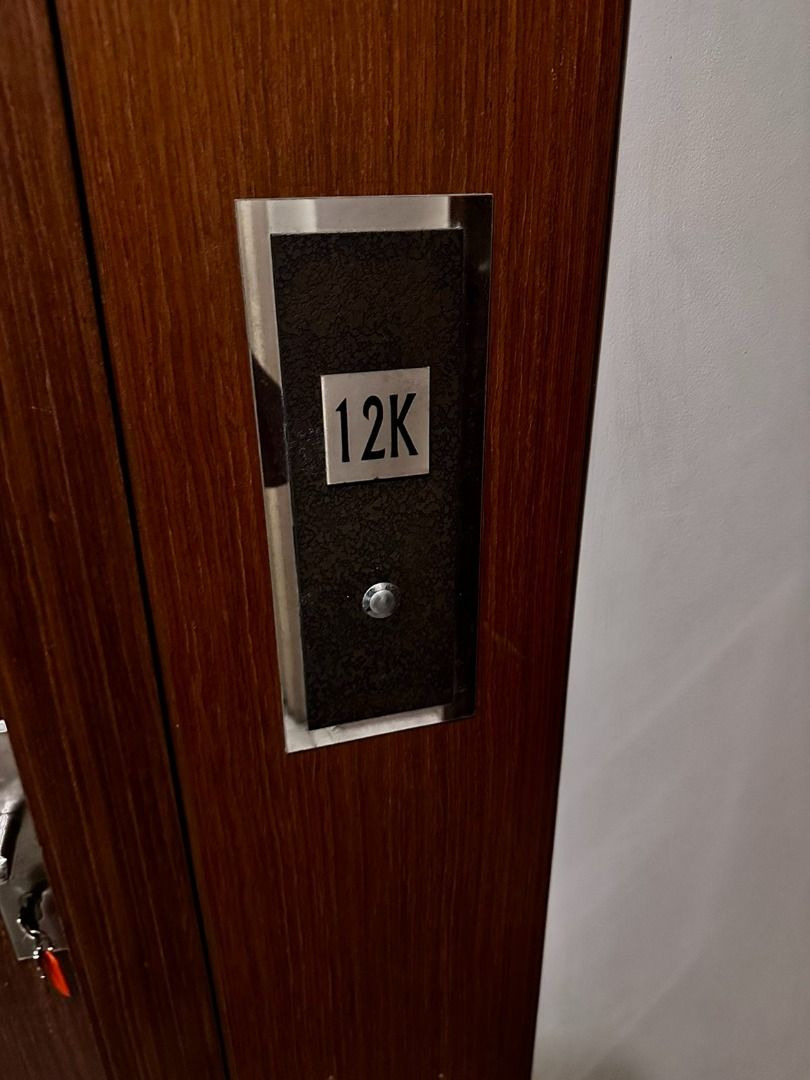 Studio type condo unit for rent in Eton Baypark Manila, Property