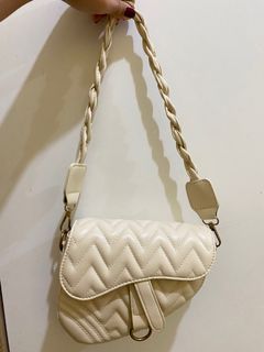 Tas sling bag (beige)
