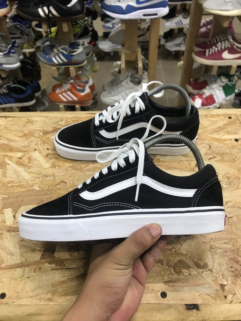 Vans old store skool b/w
