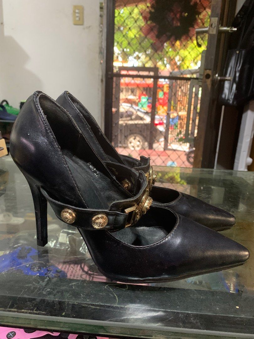 Vintage Versace Medusa Pumps (Category: Heels) located in Quezon City. Submitted by skentir (Listing ID 1233985001, Image 3). Description: Versace Mid-2010s heels. It’s a strapped Medusa pumps, very pretty and can be matched to lots of outfits. Bought from a fellow carouseller, but it doesn’t fit me. Size 37.