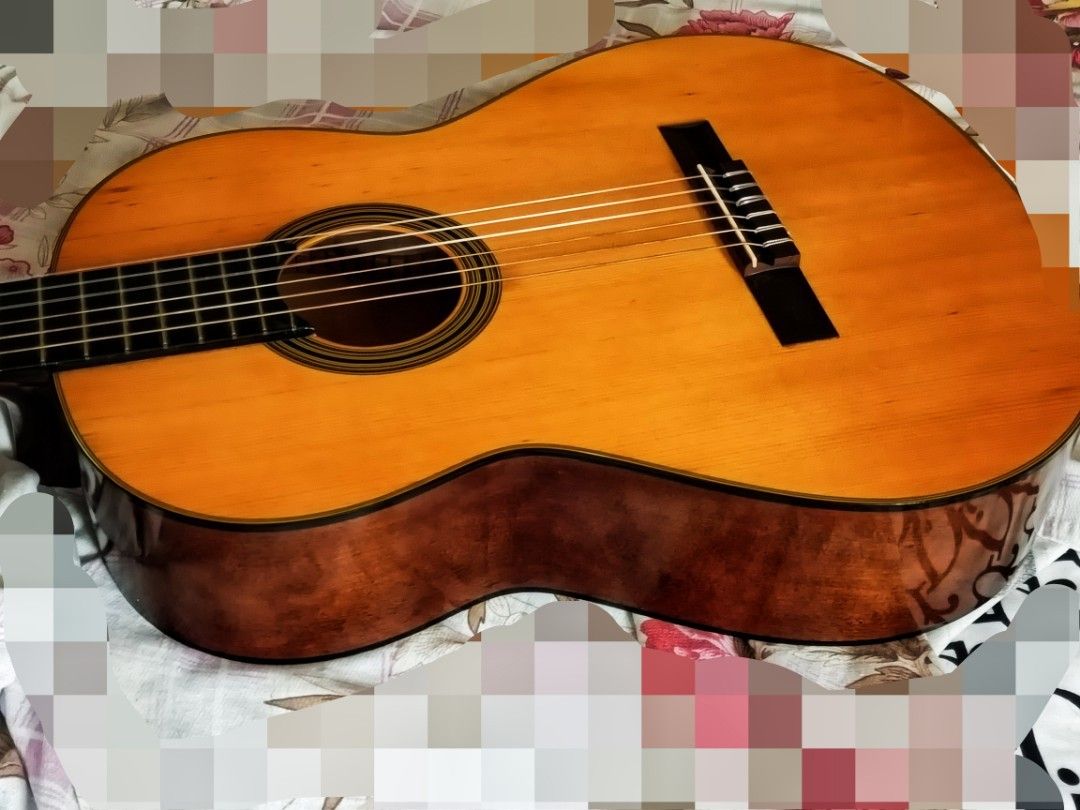 Vintage Yamaha Classical Guitar Solid Top Made In Japan Hobbies Toys vintage-yamaha-classical-guitar-solid-top-made-in-japan-hobbies-toys