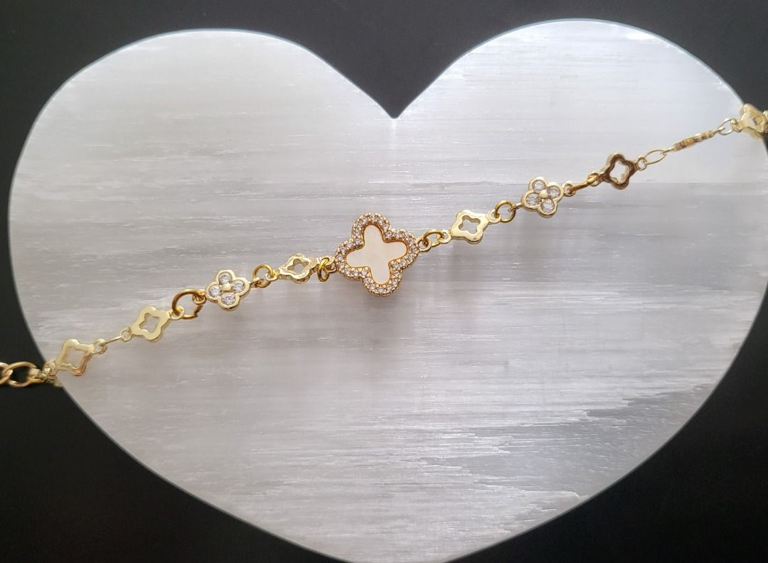 White clover bracelet outlet
