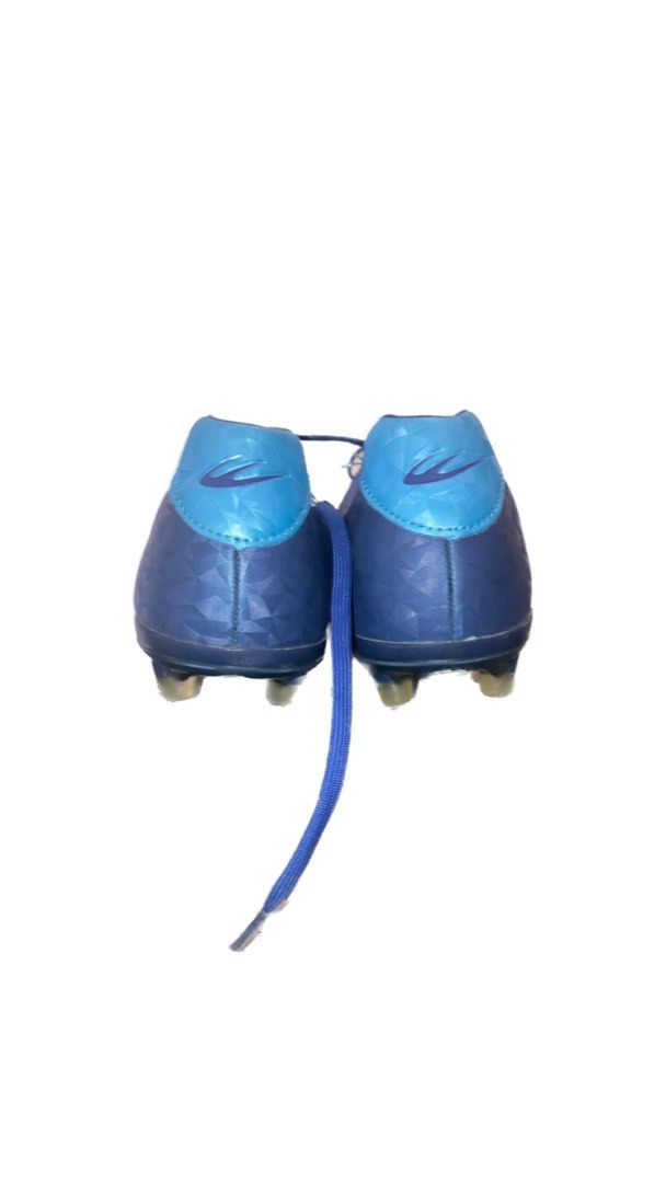 World Balance Football Shoes Men s Fashion Footwear Shoe inserts accessories on Carousell
