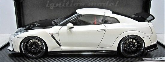 1/18 TOP SECRET GT-R(R35)白珍珠絕密點火模型微型轎車, 興趣及遊戲