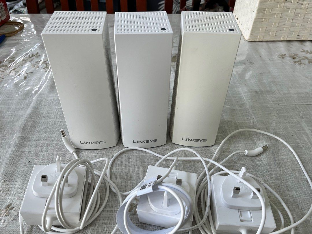 3 Linksys Velop WHW03 V2 mesh system WiFi router, Computers & Tech