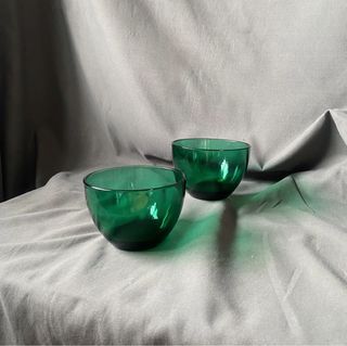 {{ 老叢 }} 🥣 早期綠色玻璃點心碗一對