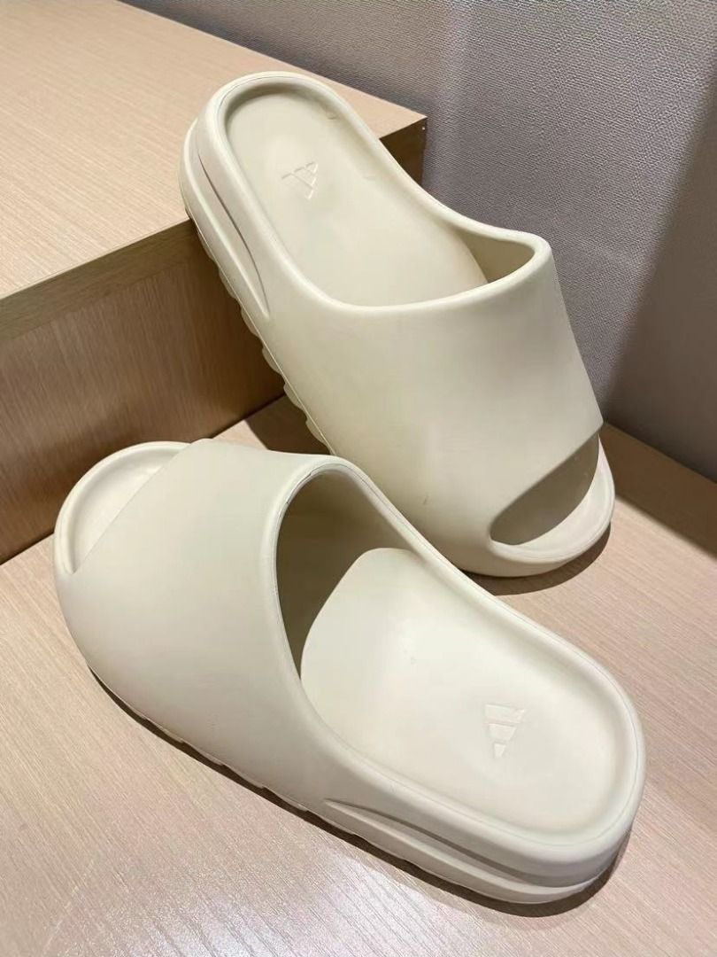 yeezy slippers bone
