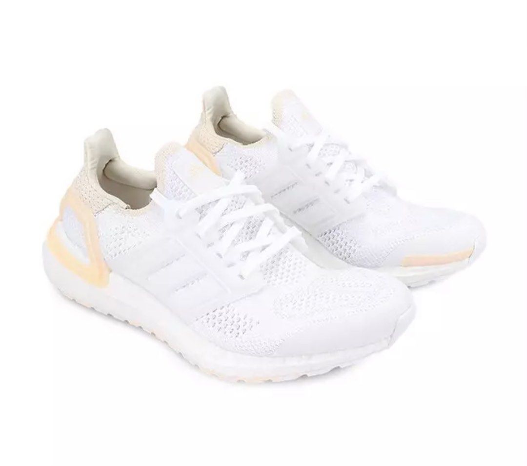White ultra discount boost size 6