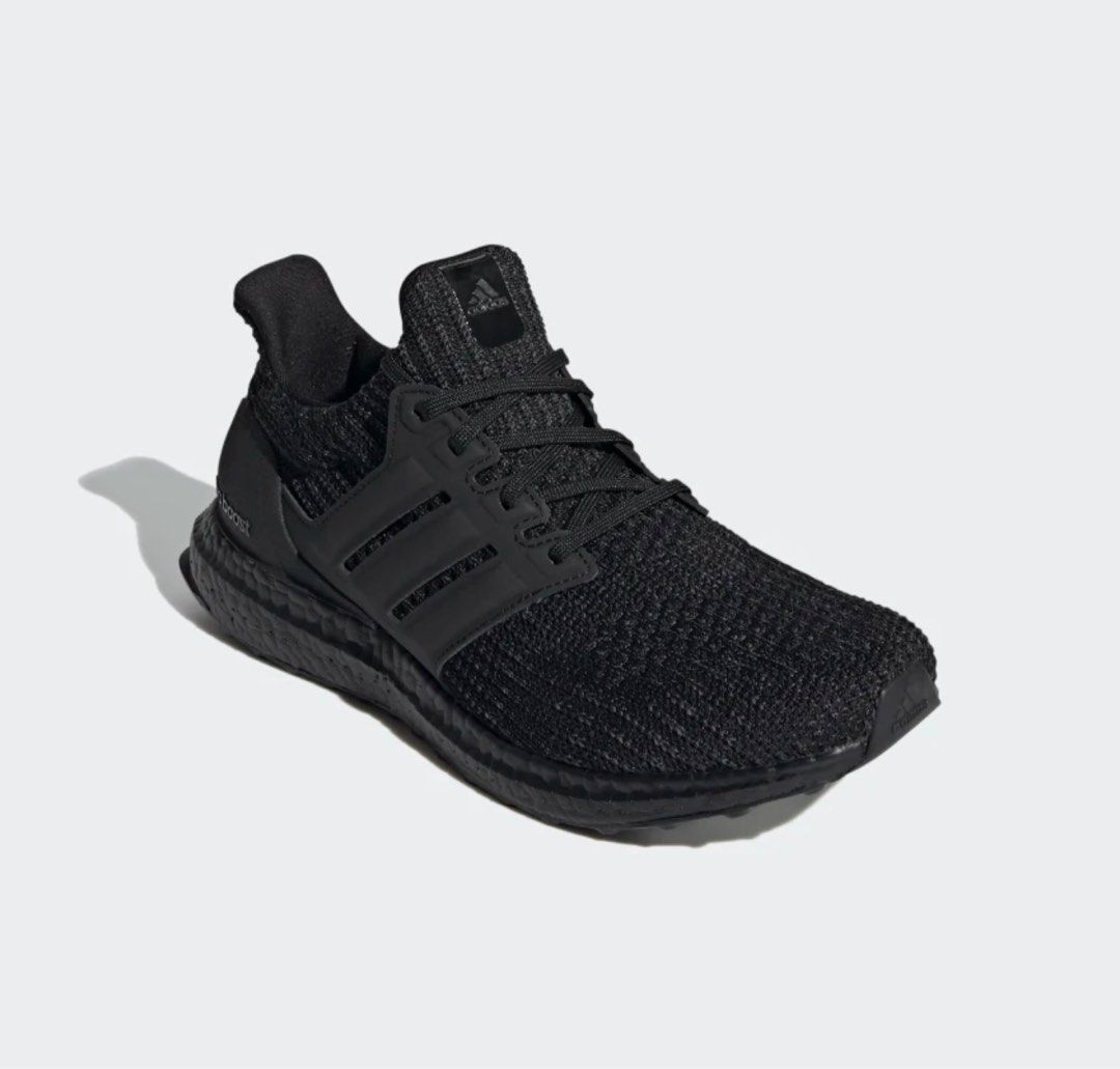 White ultra on sale boost size 6