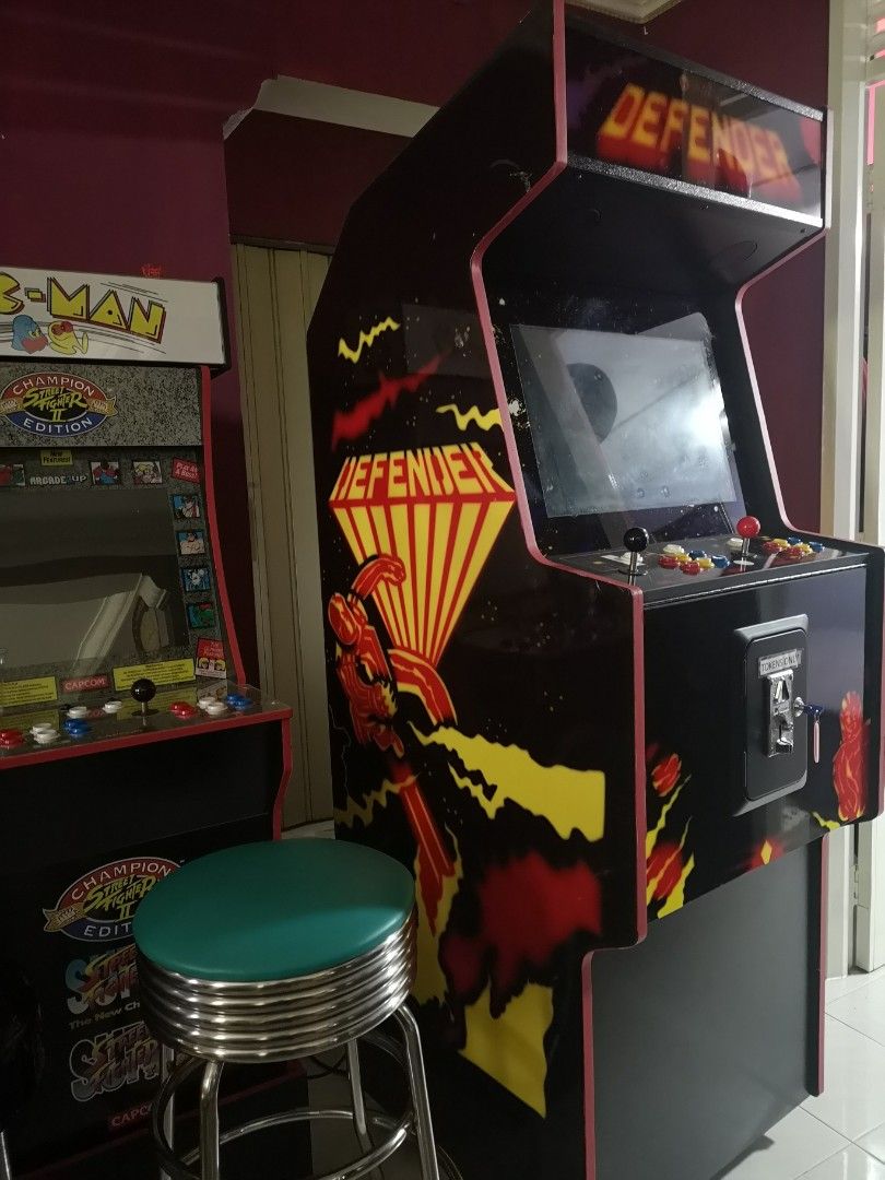 Arcade Machine with Defender Cabinet, Video Gaming, Video Games, Others ...