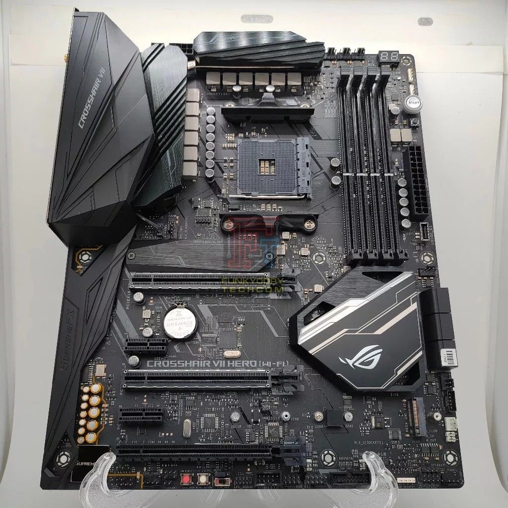 X470 crosshair store