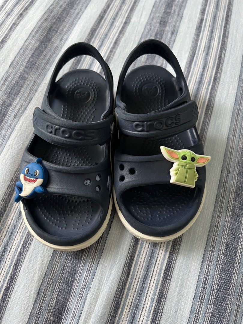 Crocs hot sale size 23