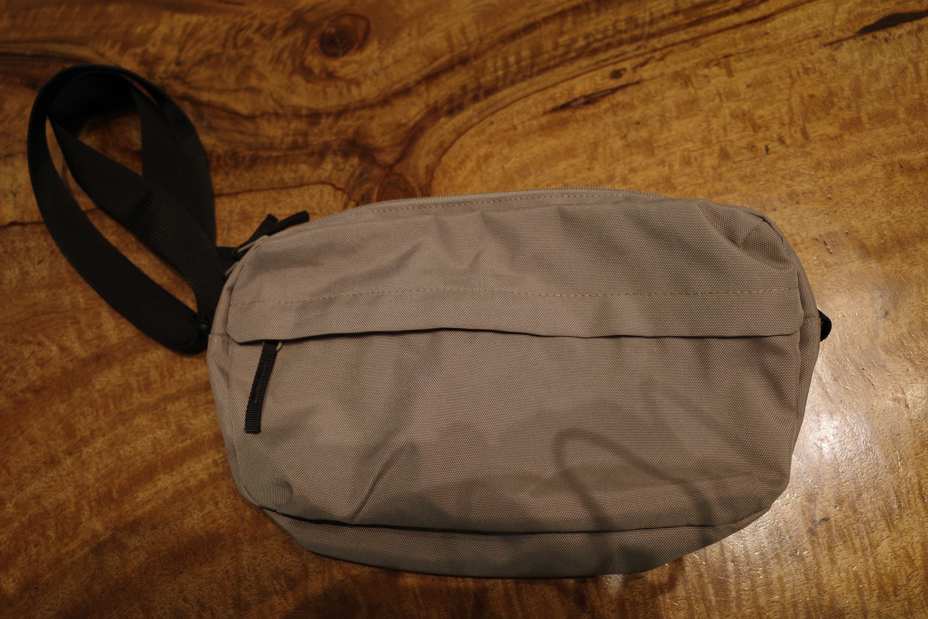 Basic Sling Bag from Muji, Luxury, Bags & Wallets on Carousell