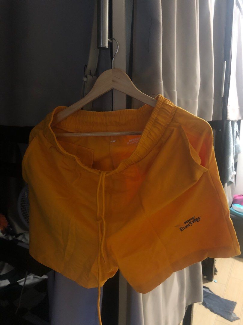 Bench itzy Everyday Collection on Carousell