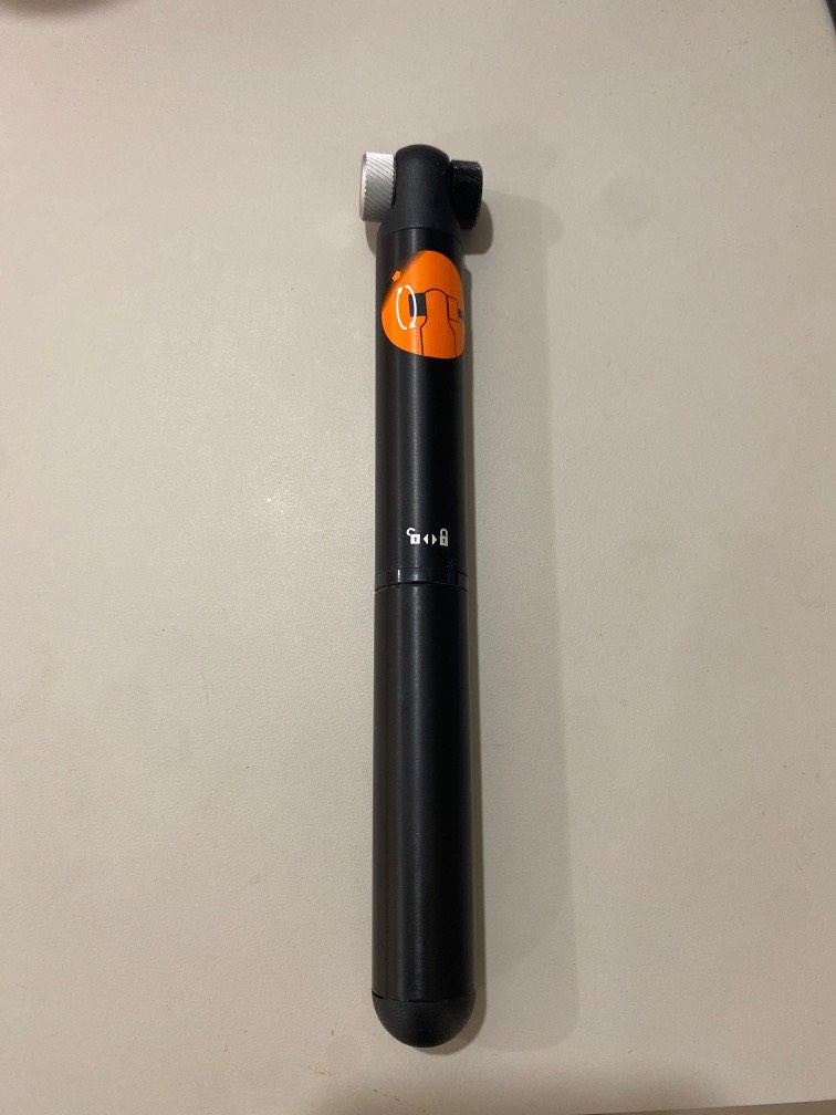 Bicycle Hand Pump Decathlon (used once), Sports Equipment, Bicycles