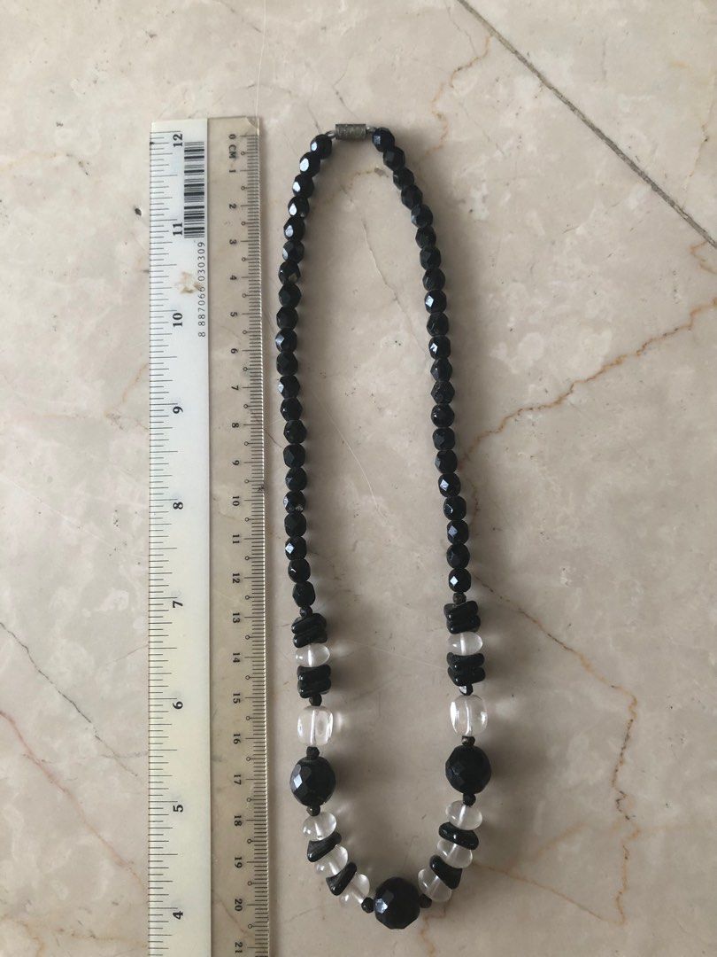 Black and white beads costume jewellery necklace Women s Fashion