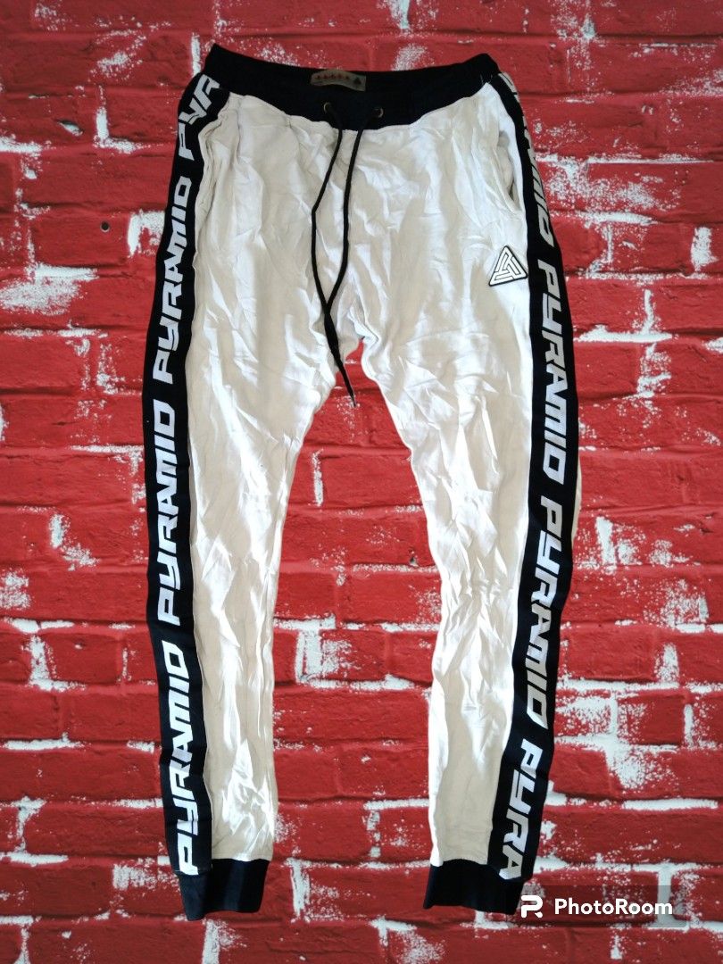 Black pyramid joggers discount