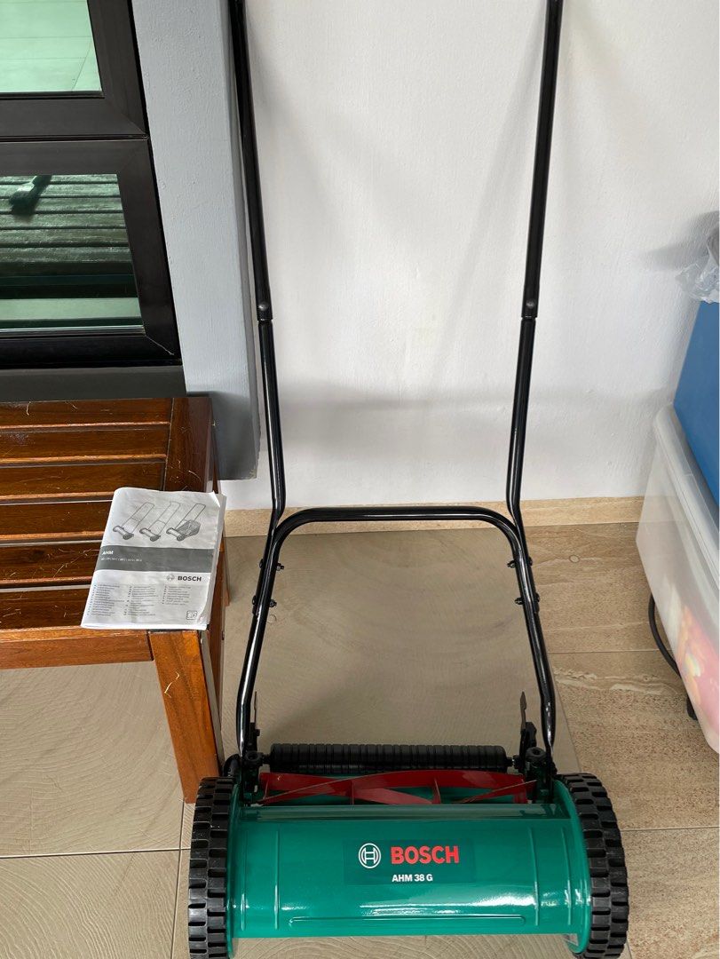 Bosch Manual Lawn Mower AHM38G, Furniture & Home Living, Gardening