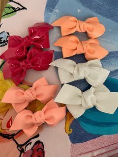 Bow clips