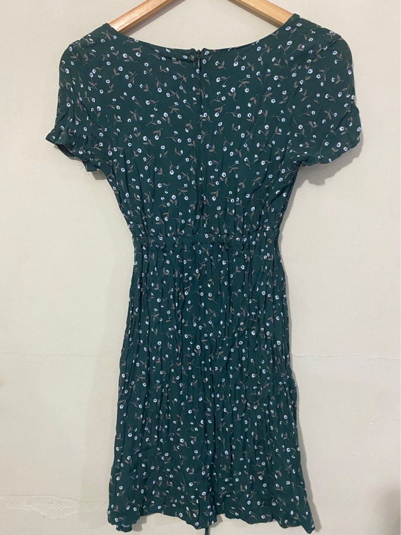 Victoria dress brandy melville 2025