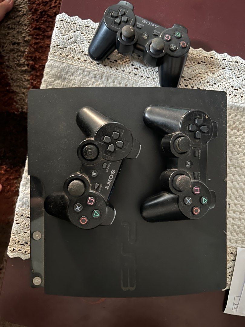 [BROKEN] PS3 Slim Console + 3 controller, Video Gaming, Video Game