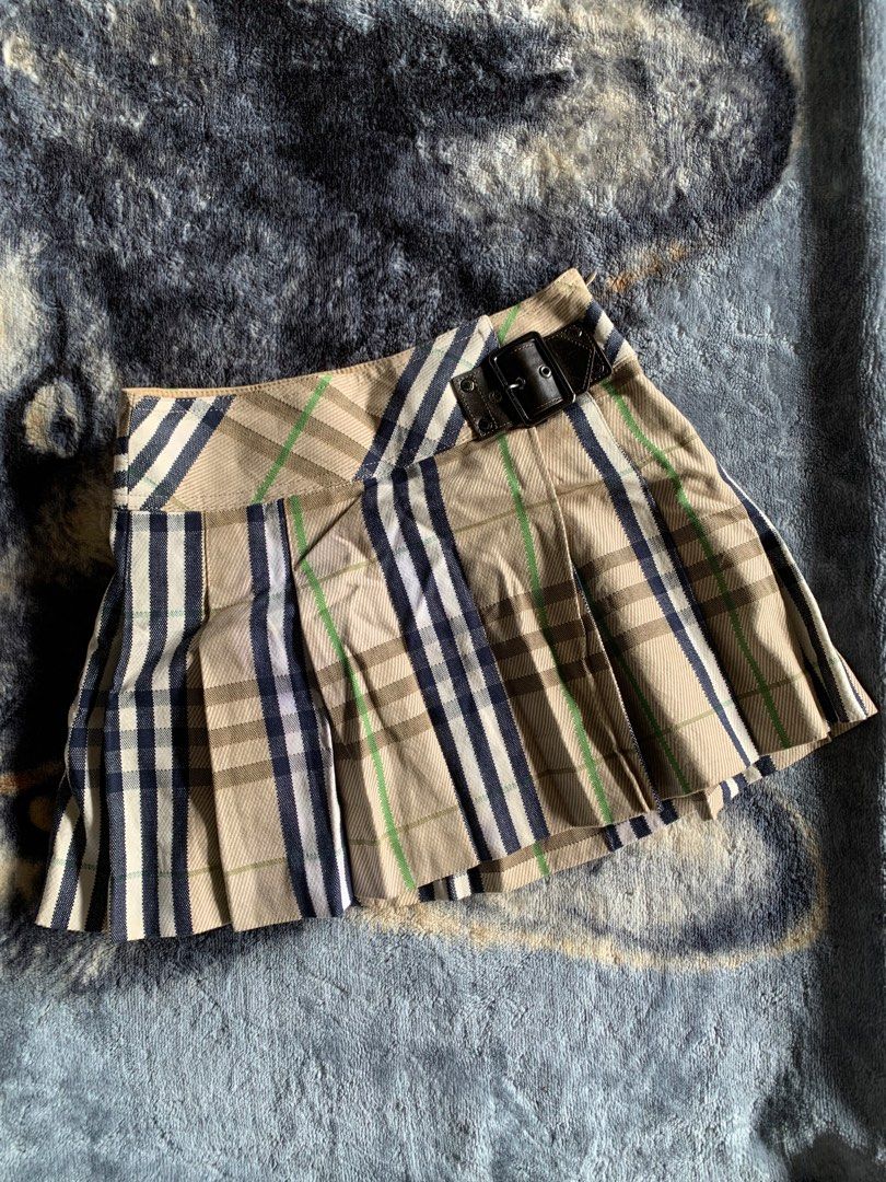 Burberry skirt size clearance 4