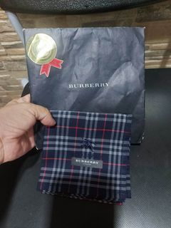 Burberry hankerchief new