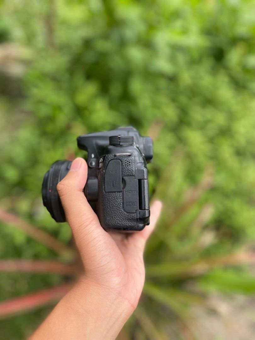 CANON EOS 70D, Photography, Cameras on Carousell