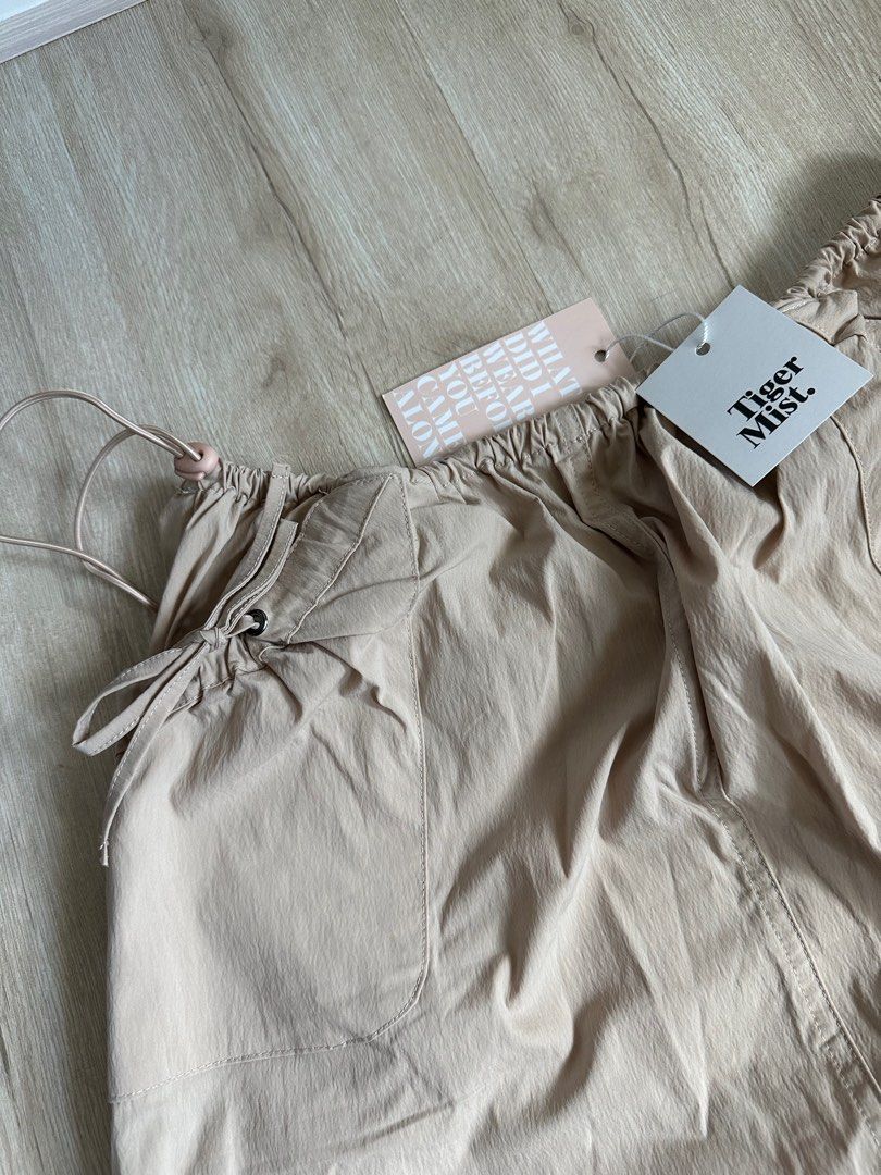 Cargo Skirt Tiger Mist, 女裝, 褲＆半截裙, 裙 Carousell