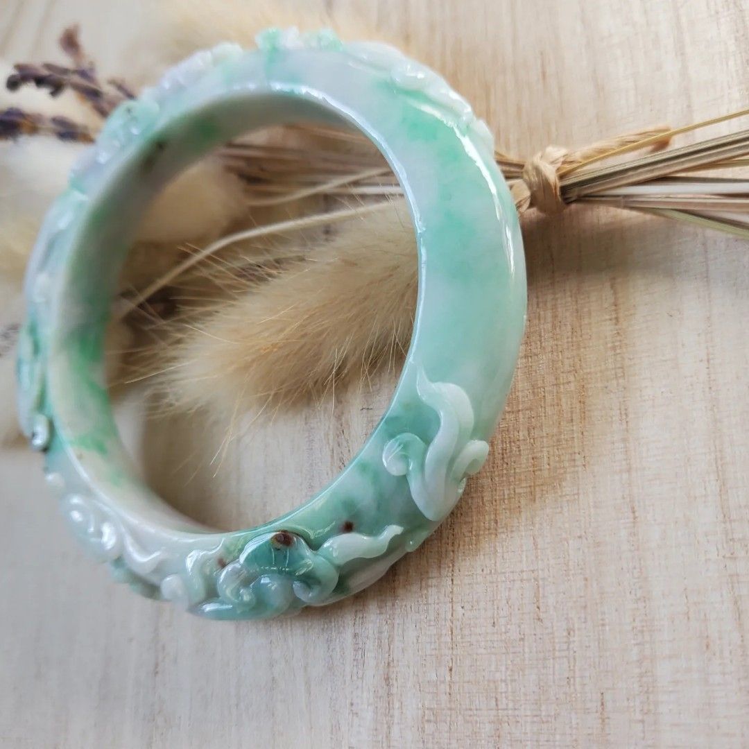 Carved jade cheap bangle