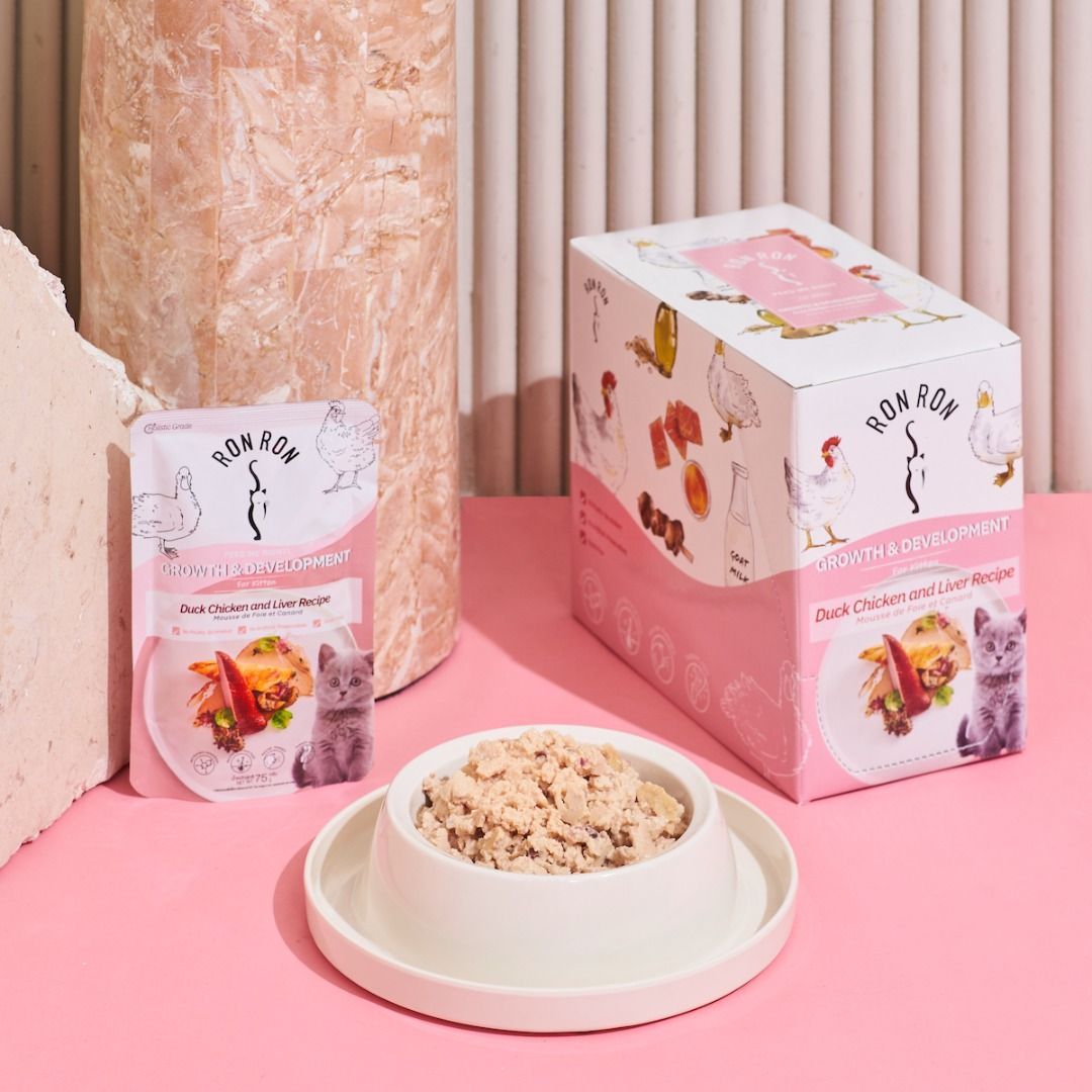 Cat Wet Food Ron Ron, Duck Chicken and Goat Milk Flavor with Duck Liver