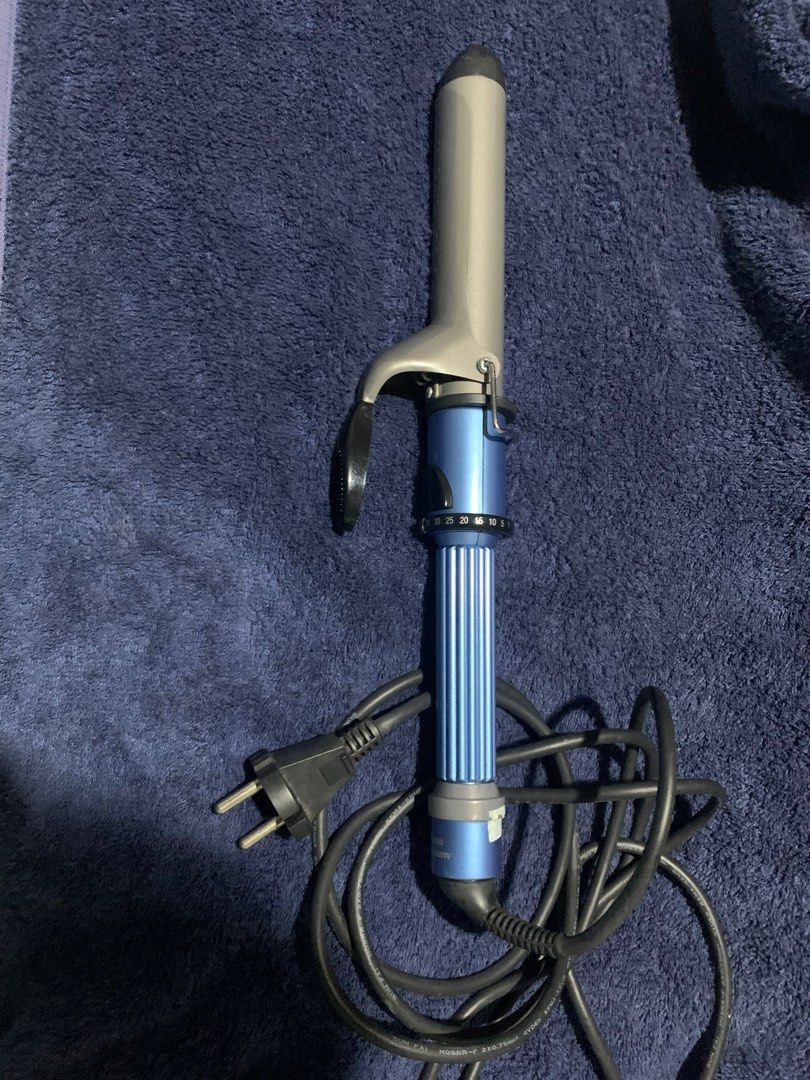 Dynamic Catokan Curly Wallpaper Art