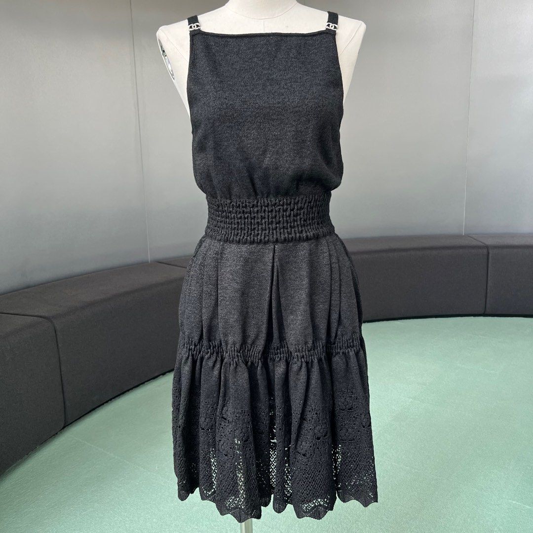 Chanel Vintage Black Dress, Women's Fashion, Dresses & Sets, Dresses on  Carousell
