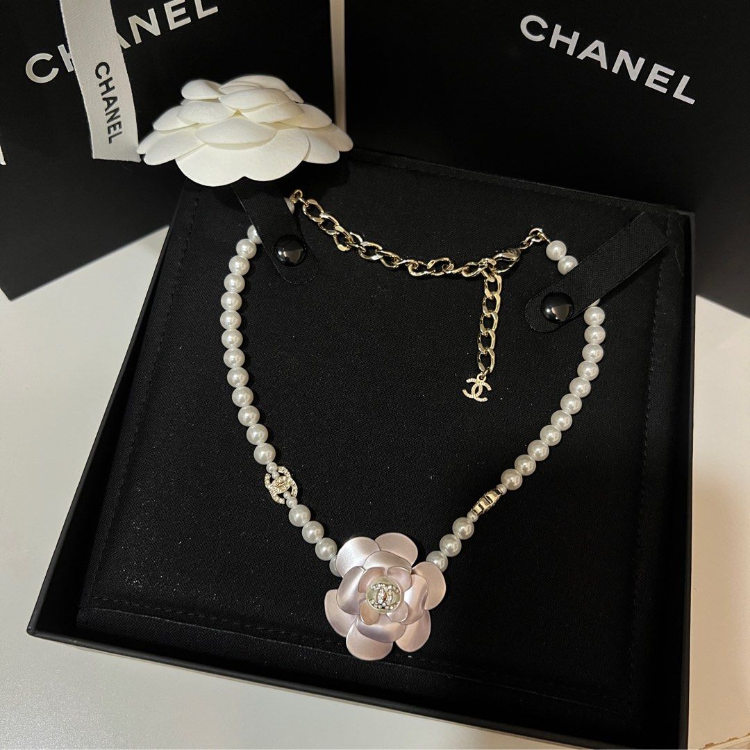 Chanel fashion necklace deals