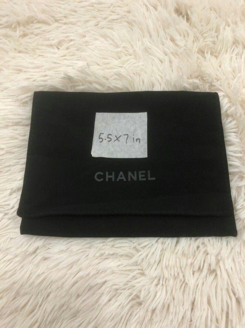 Chanel wallet hotsell dust bag