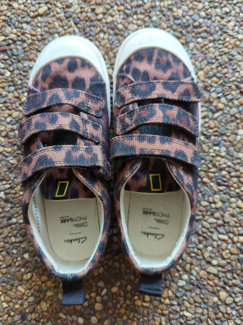 Clarks national online geographic shoes