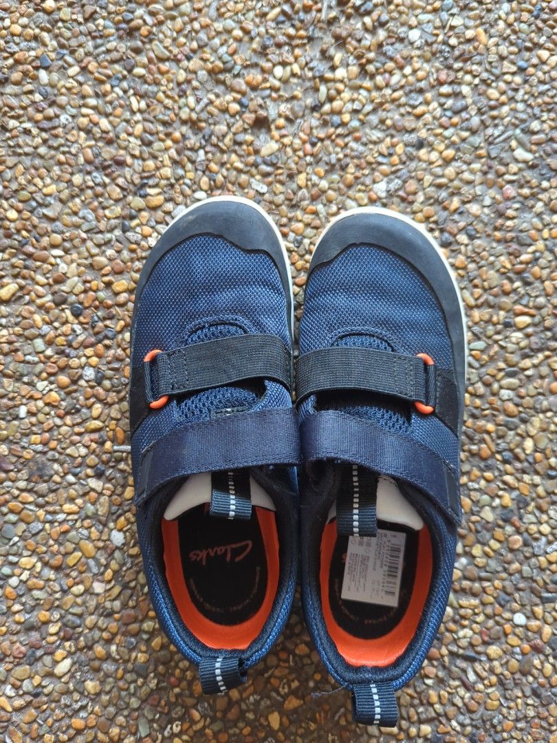 Clarks discount play pioneer