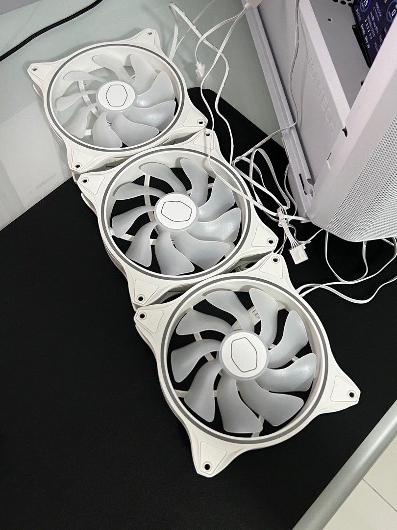 Cooler Master MF140 Halo White Edition ARGB fan (Defective), Computers