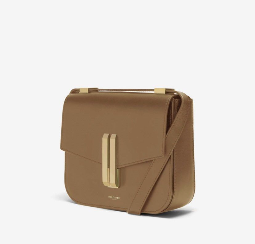 Demellier Vancouver in Deep Toffee Smooth (Category: Luxury Bags & Wallets) located in Quezon City. Submitted by Locker101 (Listing ID 1234234886, Image 2). Description: Authentic from Europe ETA:2-3weeks ✅Open for layway up to 6 months 10% Deposit required Top Width: 23cm/9” Base Width: 23cm/9” Height: 18cm/7” Depth: 7cm/3” Min. Strap Length: 106cm/42” Max. Strap Length: 116cm/45” Weight: 600g Devices: This bag fits up to an iPhone 14 Pro Max or