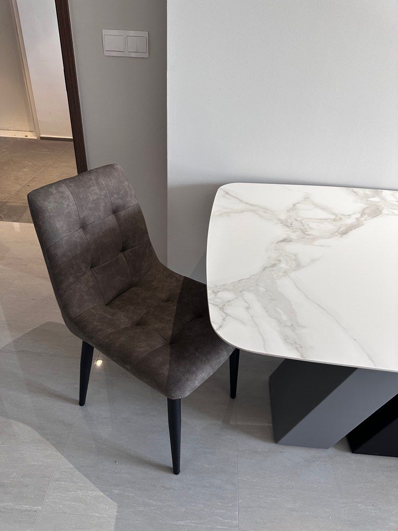 Dining Table (Category: Tables & Sets) located in Singapore. Submitted by sugarskates (Listing ID 1234160770, Image 2). Description: 4 x Dining chairs included Please arrange for your own delivery..
