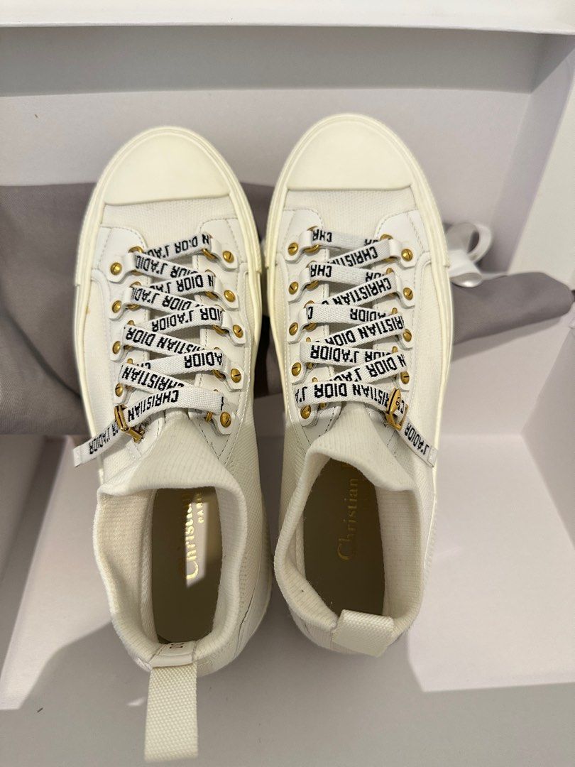 Walk in dior sneakers cheap